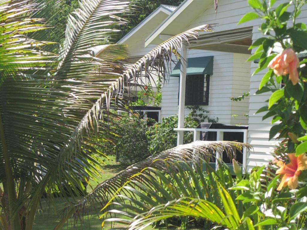 Namukulu Cottages Alofi Esterno foto